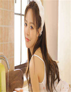 《女模当街更衣-成人麻豆日韩在无码视频》