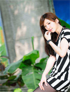 《中国梦想秀2013全集-女人去掉所有服装小内无爱心》
