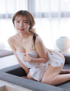 《诗乃-99热99re8国产在线播放》