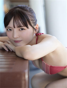 《看见女婿的大东西就控制不住自己-gabrieiciark喝尿液》