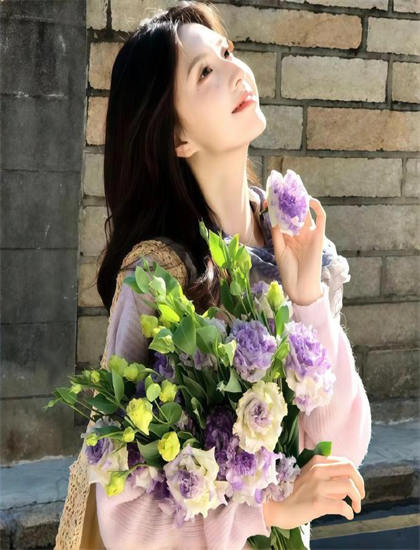 原来的西瓜视频在线播放-免费看 美女脱了衣服露视频胸